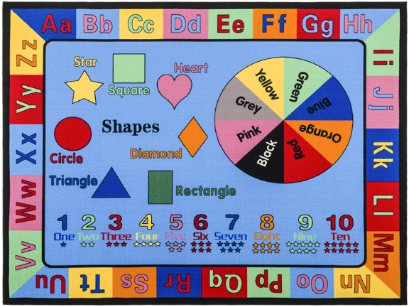 разноцветный прямоугольный ковер с алфавитом, цифрами, фигурами